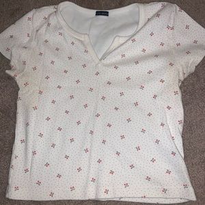 Brandy Melville cropped short sleeve tee